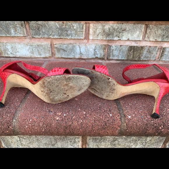 Manolo Blahnik Red Snakeskin Heeled Sandals - Picture 3 of 4
